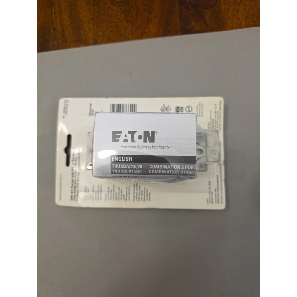 Eaton White USB-A|C Charger With Duplex Receptacle‎ - #TRUSBAC15
